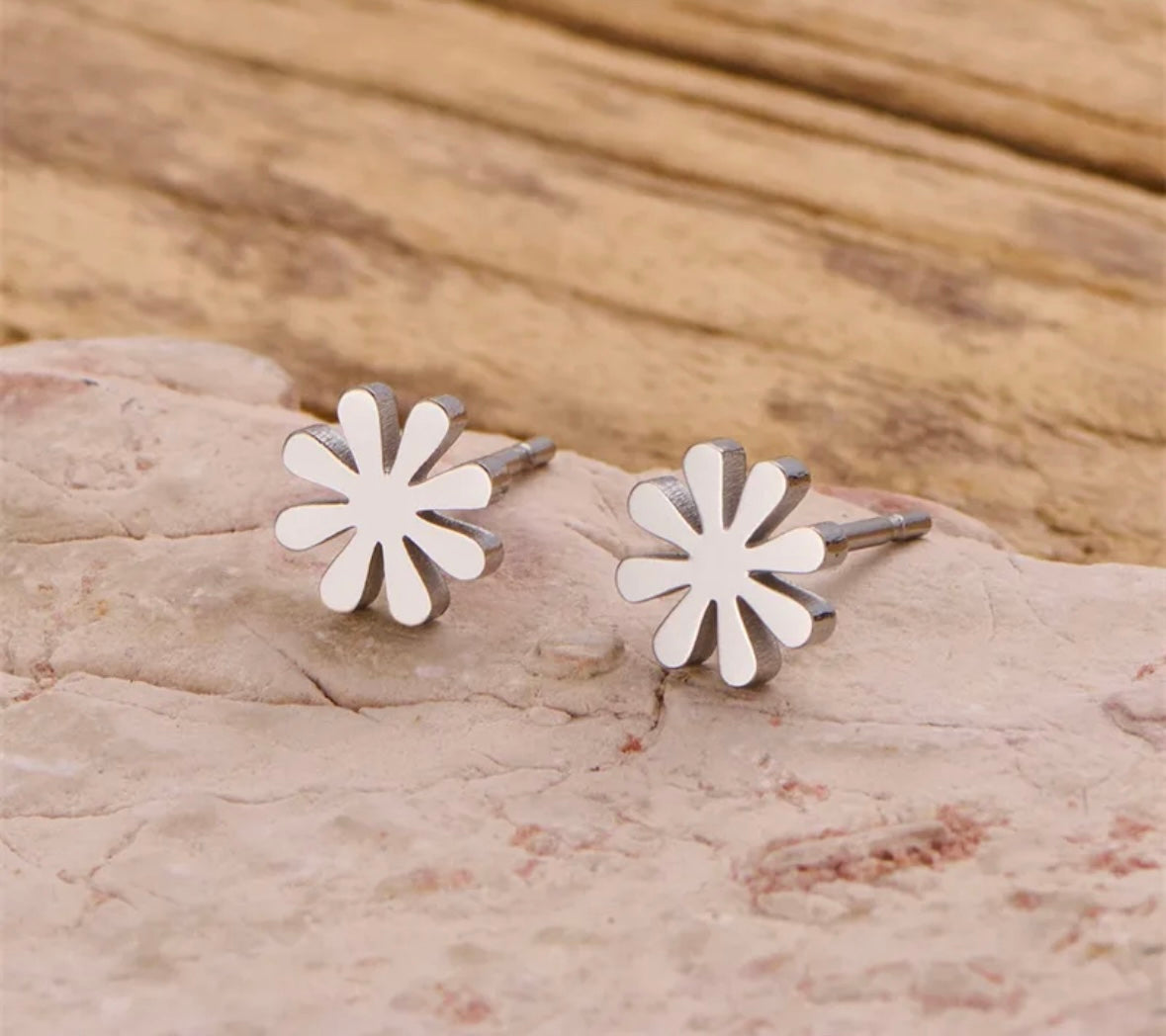 Florette Studs