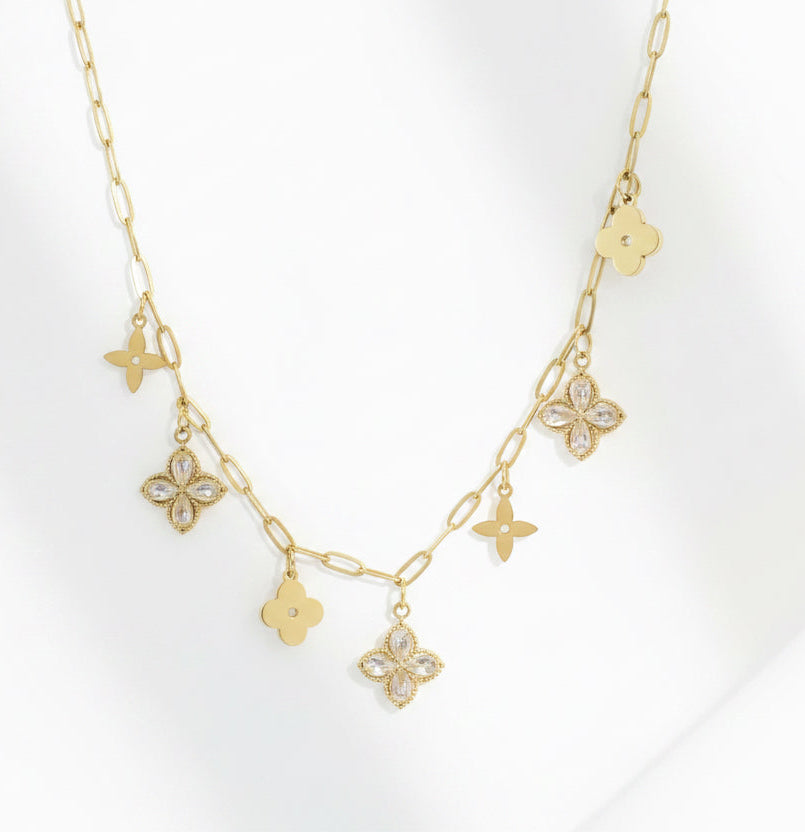 Petals Necklace
