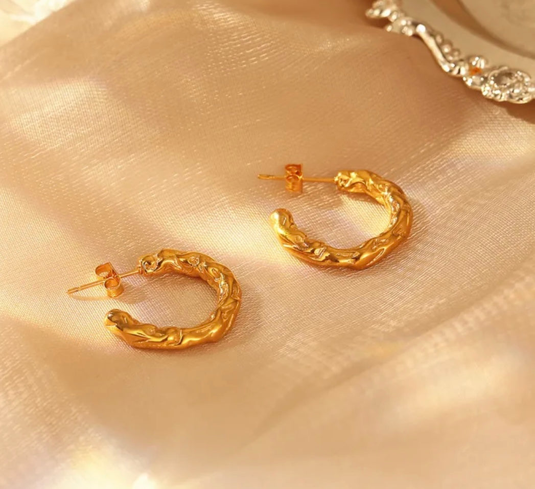 Rhea Earrings