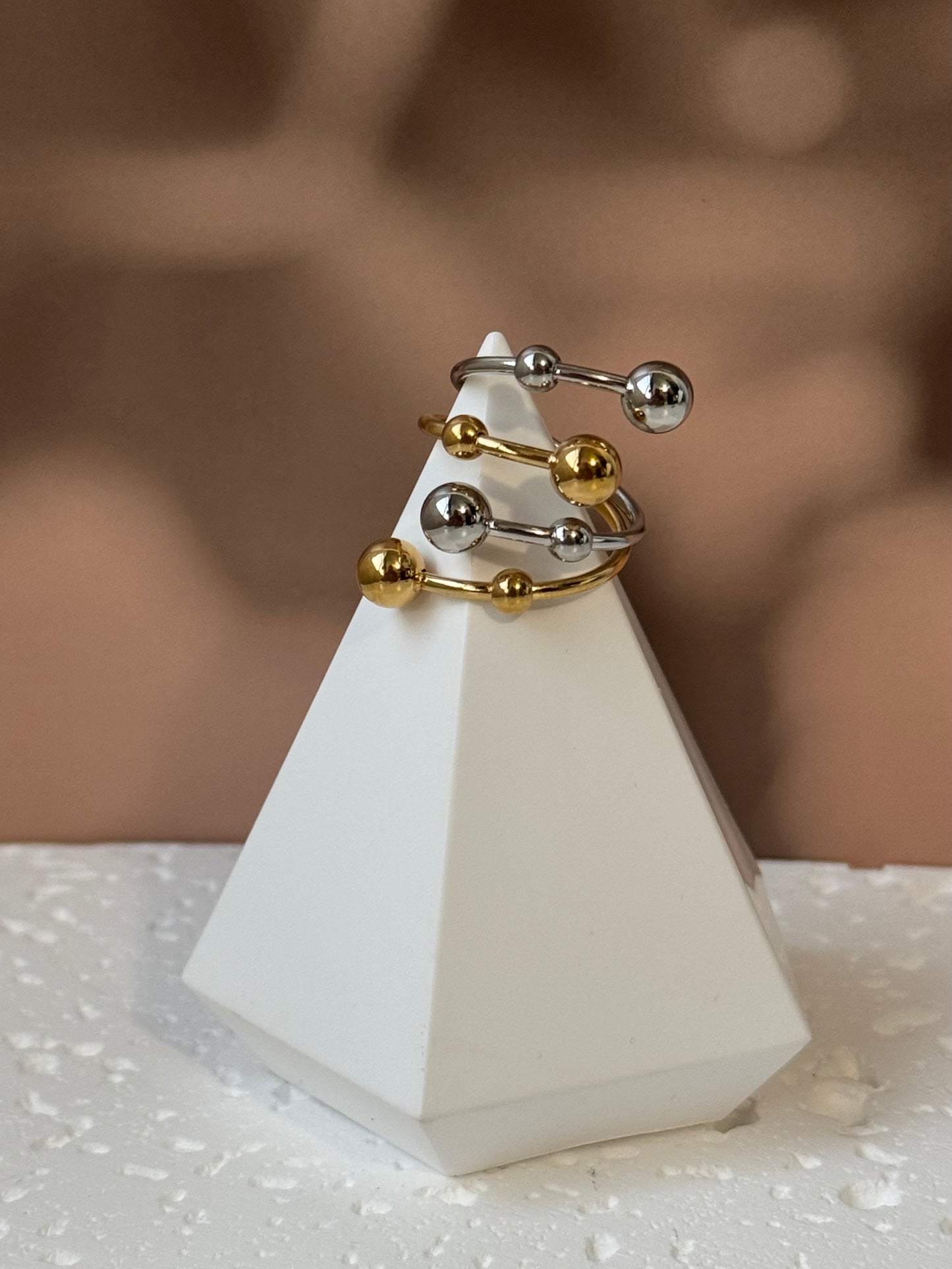 Orbe Ring