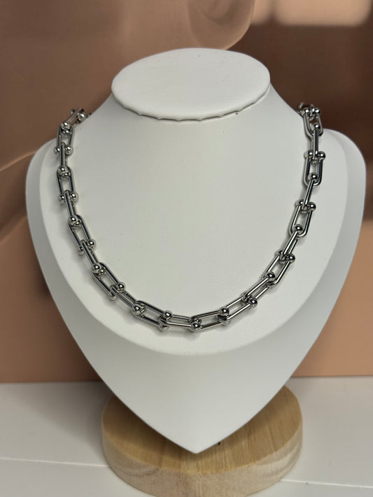 Esencia Necklace