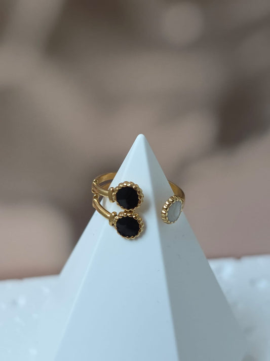 Agatha Ring