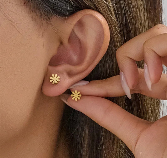 Florette Studs