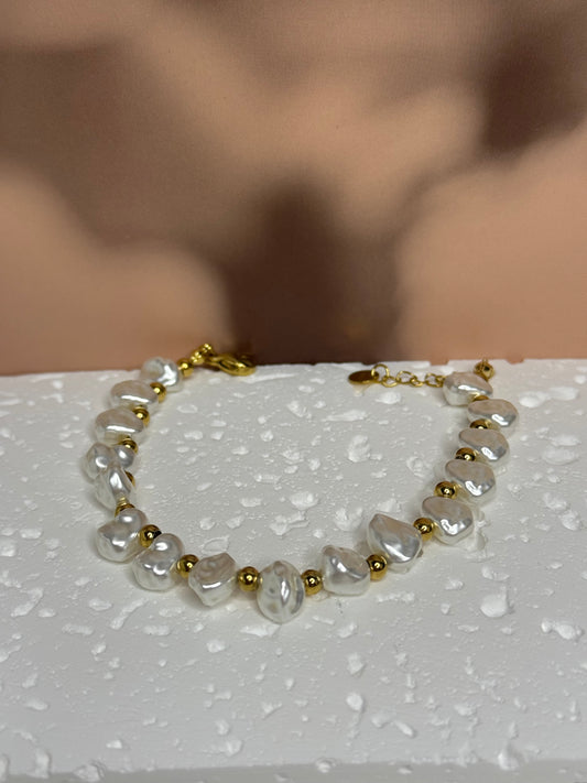 Olas De Perla Bracelet