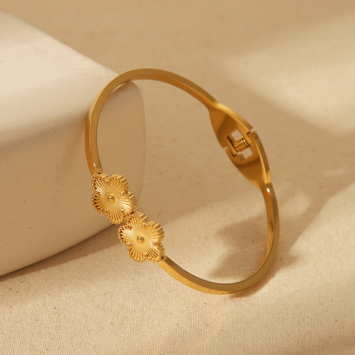 Fleur Bracelet